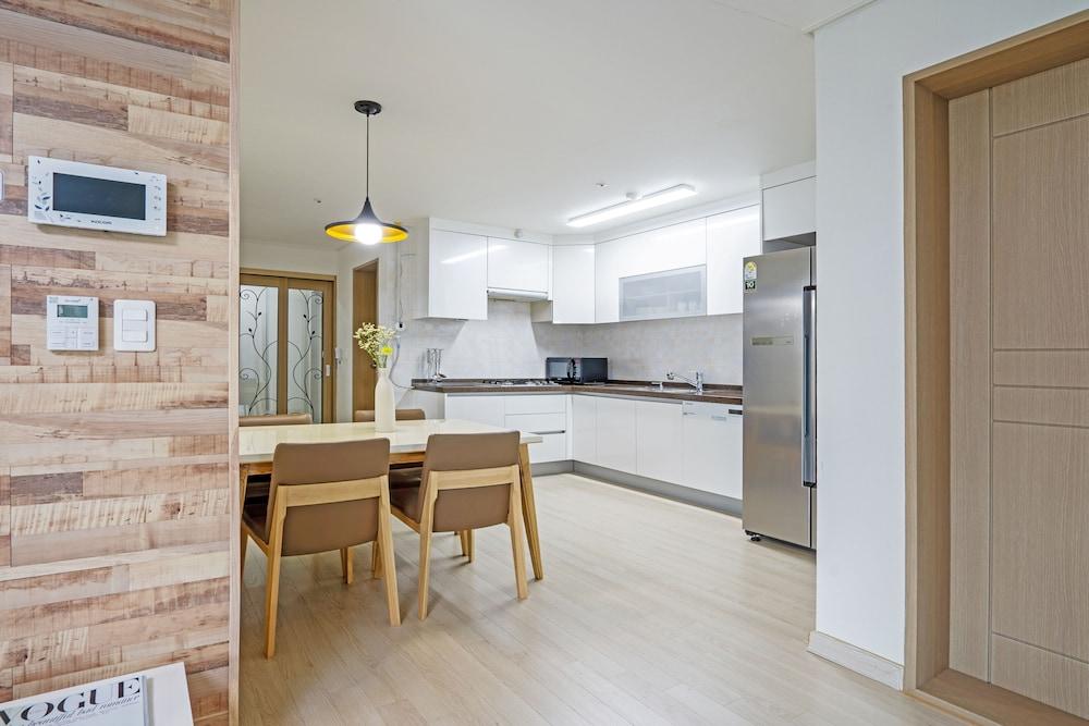 Homefourest Residence Hotel Okpo