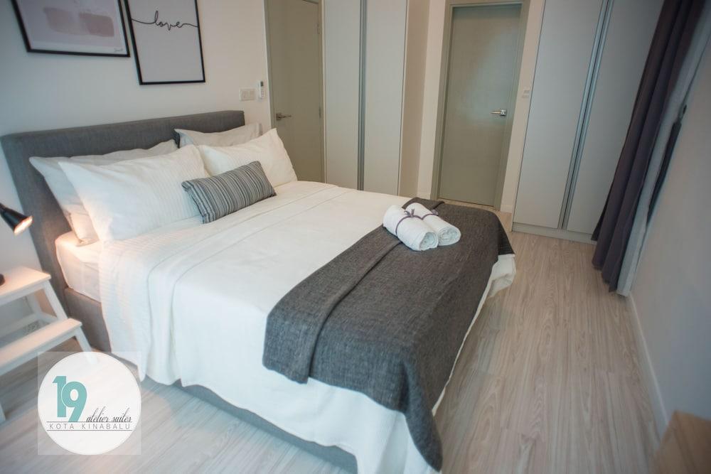 19 Atelier Suites Sutera Avenue