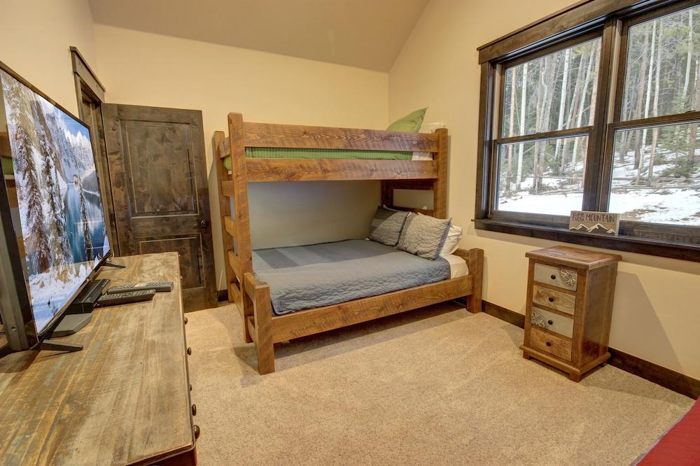 Alders 854 Independence Rd