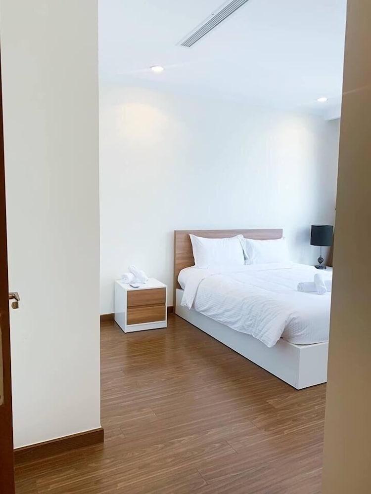 Luxury Apartment in Vinhomes