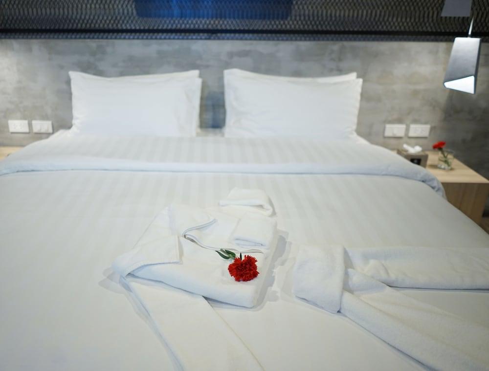 De Prime@rangnam, Your Tailor Made Hotel