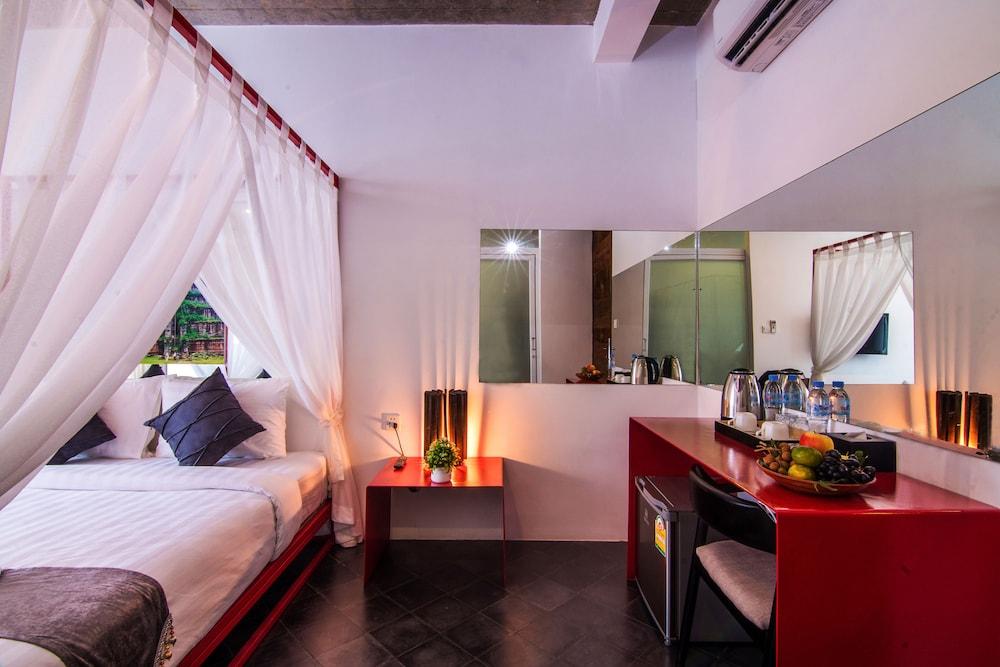 Light Stone Residence