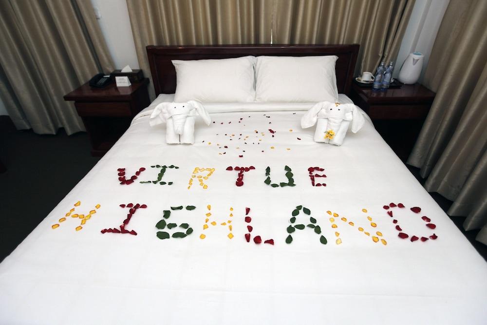 Virtue Highland Hotel