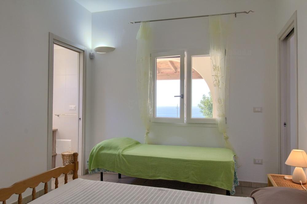 Grazia Pool Residence