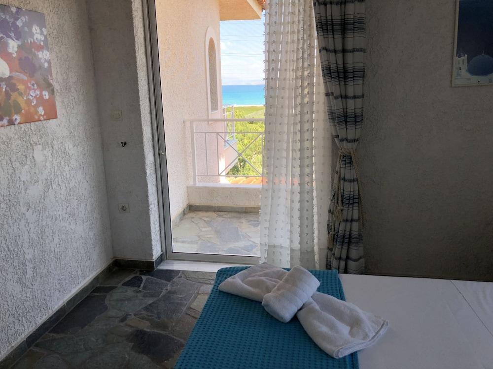 Phoenix Beachside Condos