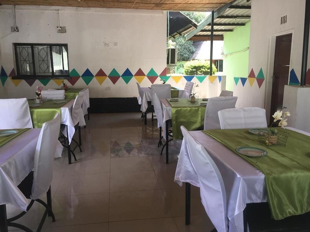 Richland Lodge Motel