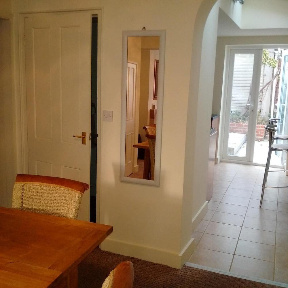 Victorian Rose Cottage