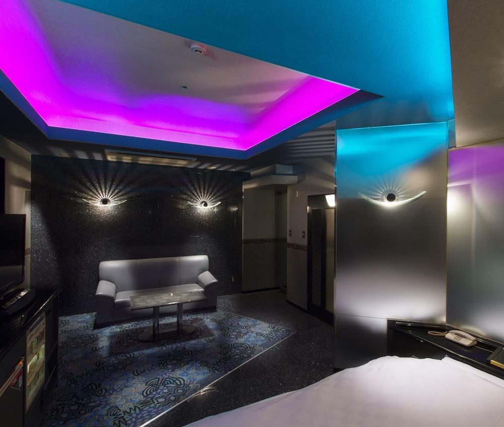 HOTEL G7 - Adults Only