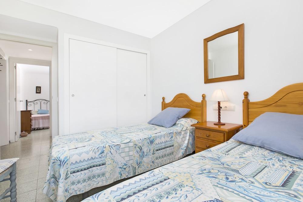 Apartment Canadell 1