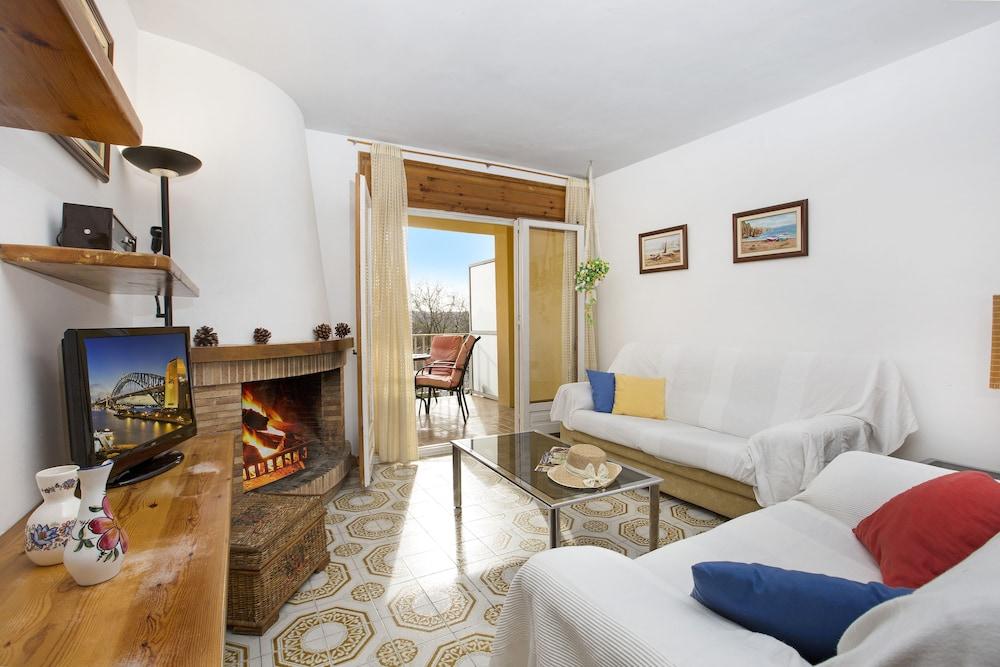 Apartment Cenit B-10