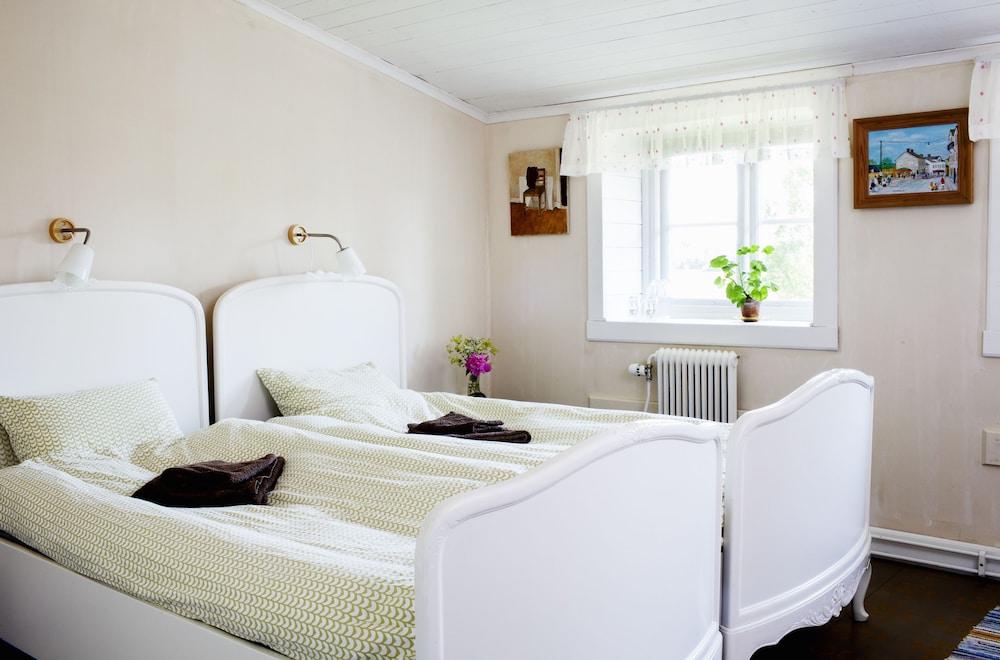 Charlottenlund Hotel & Restaurant