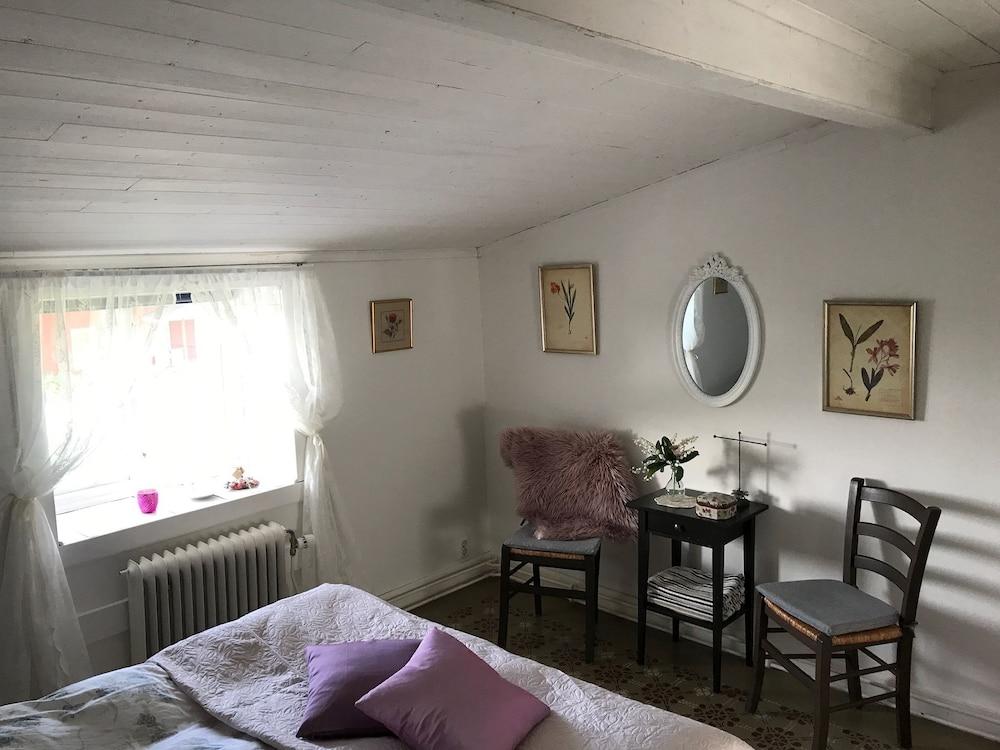 Charlottenlund Hotel & Restaurant