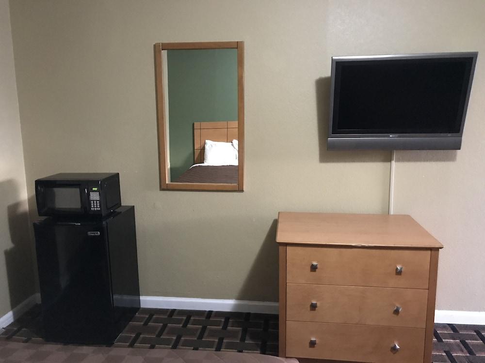 Princess Motel Maryville