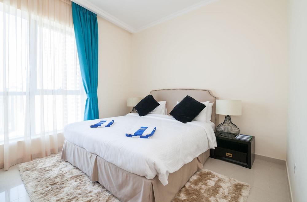 Bay Central- 4 Bedroom Apartment