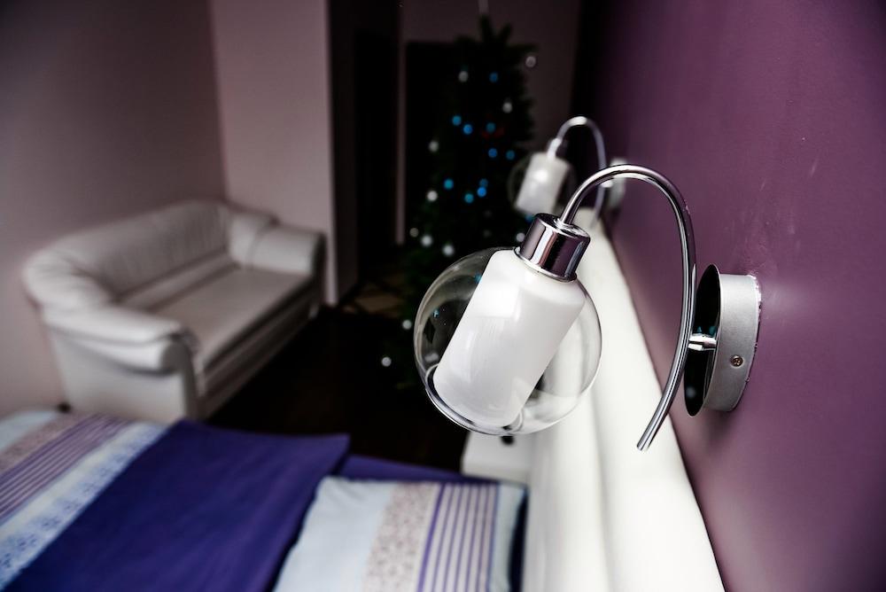 Mini-hotel on Bukharestskaya