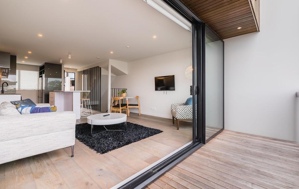 Spacious 3 Bedroom with Ensuite Bathroom