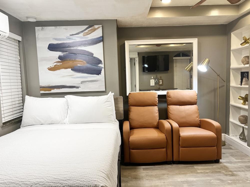 Miami Beach HomeStay