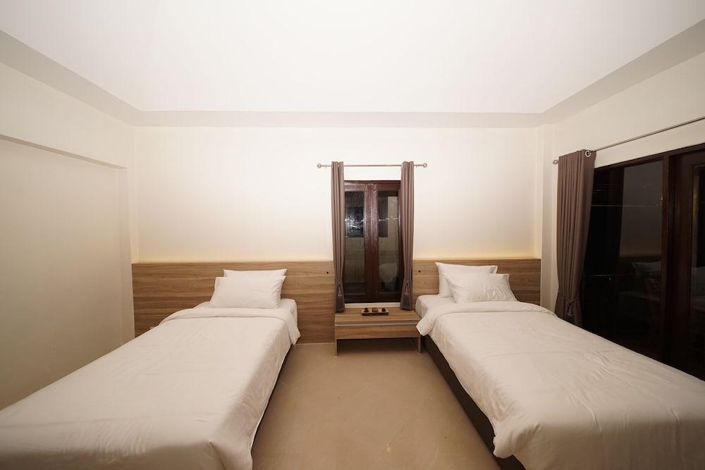 Aquavana Haad Rin Resort