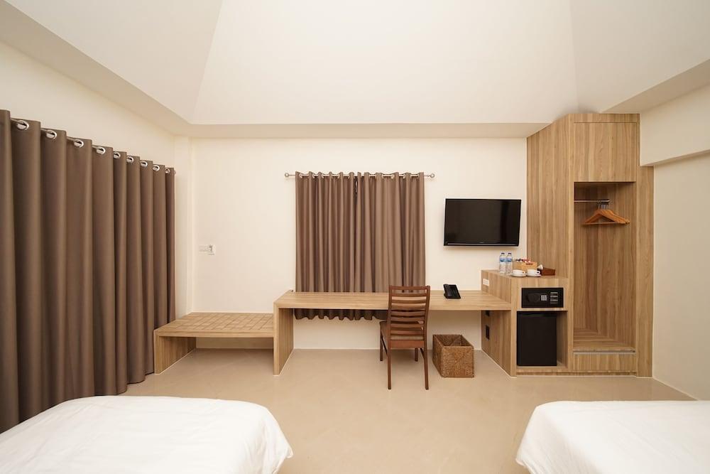 Aquavana Haad Rin Resort