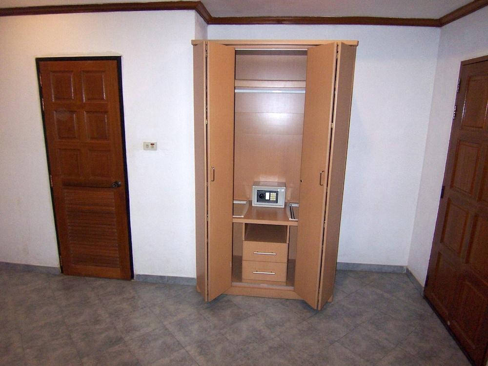 Hotel Orchid Residence