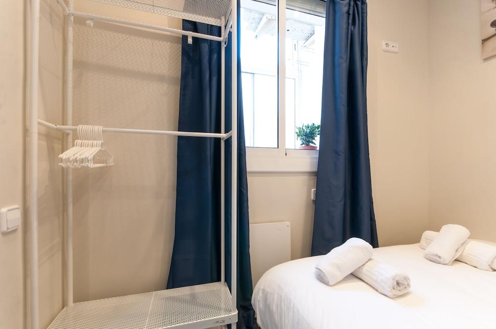 Lovely and Central 4 BR Apartment