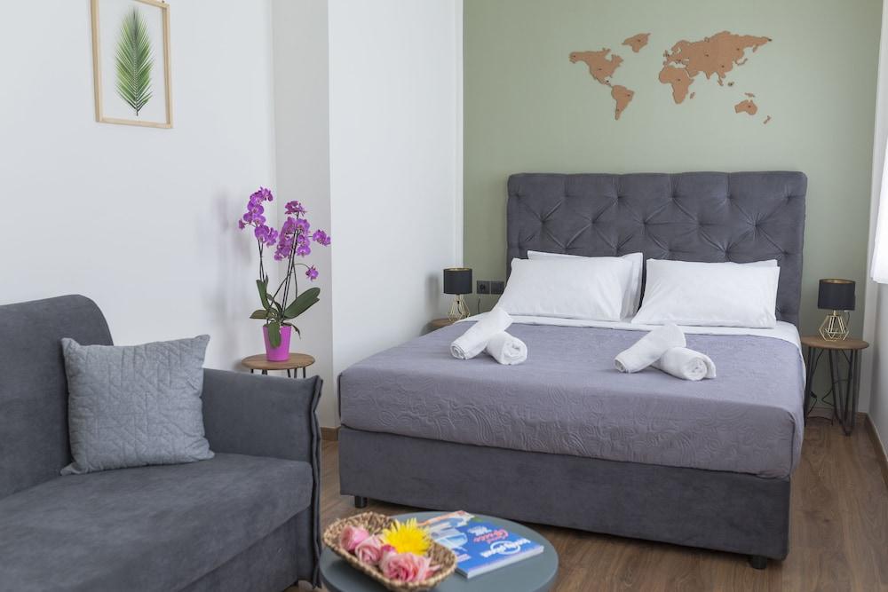 The Athens Version Luxury Suites