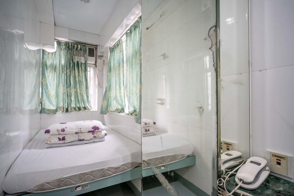 Cosmic Guest House - Managed by Koalabeds Group