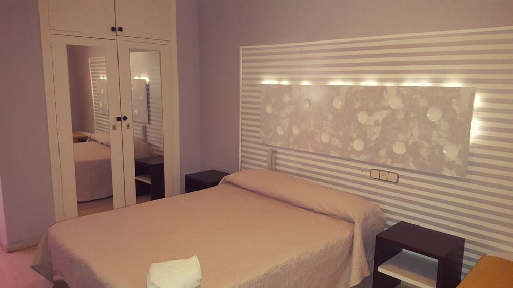 Hostal Restaurante Los Badenes