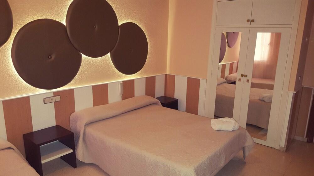 Hostal Restaurante Los Badenes