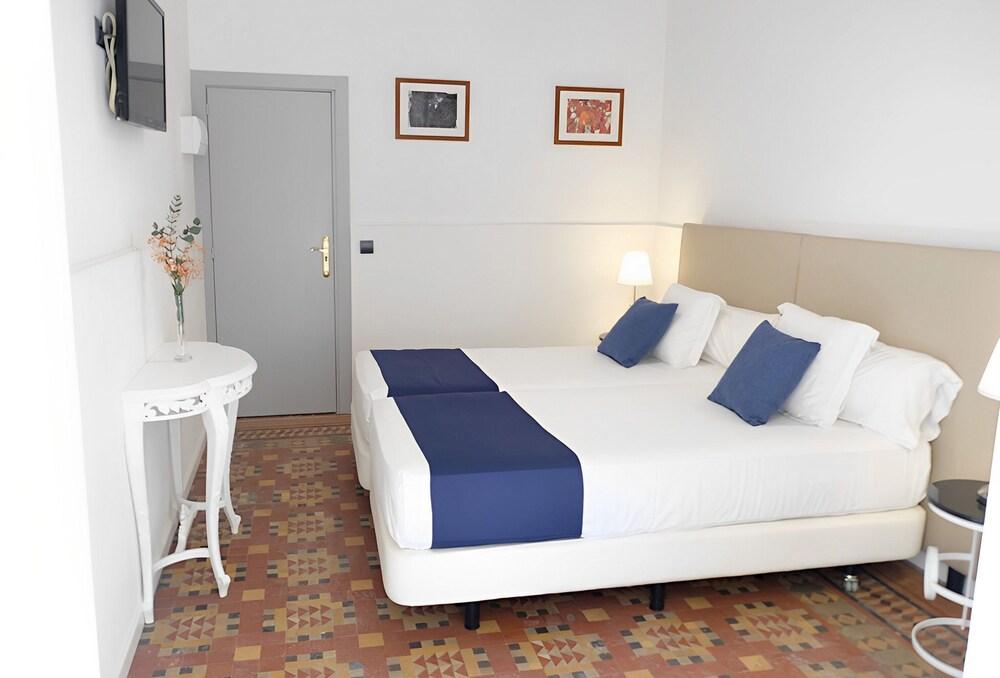 Hotel Medium Sitges 1883