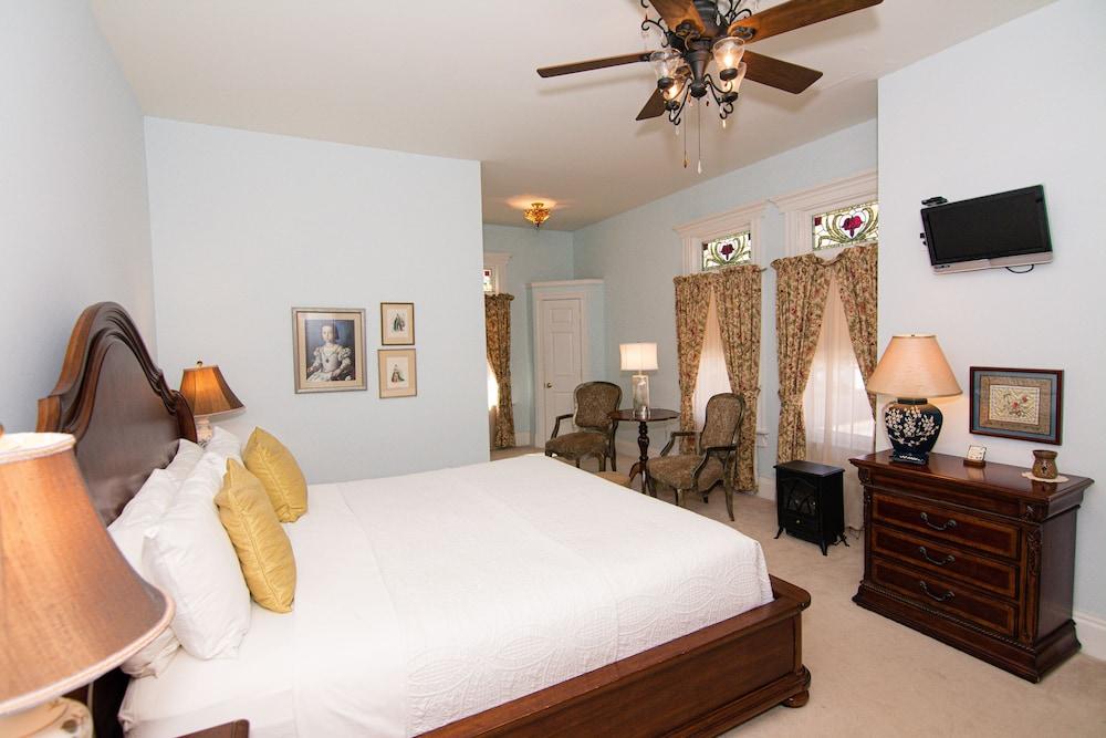 The Levi Deal Mansion Bed & Breakfast