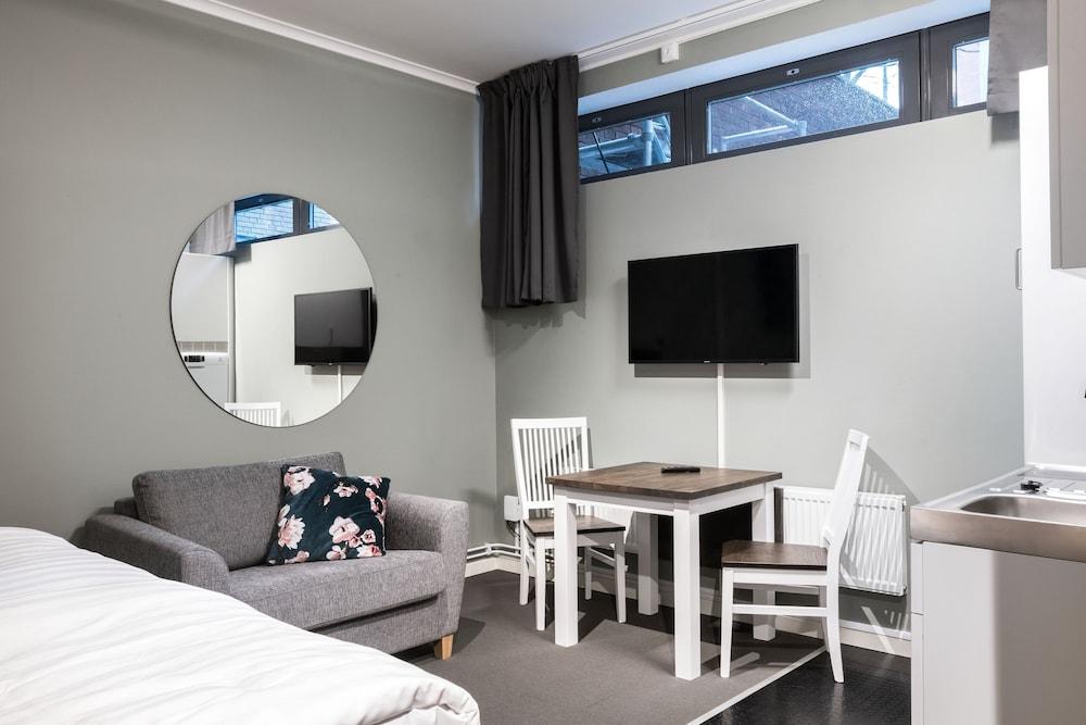 Niro Hotel Apartments