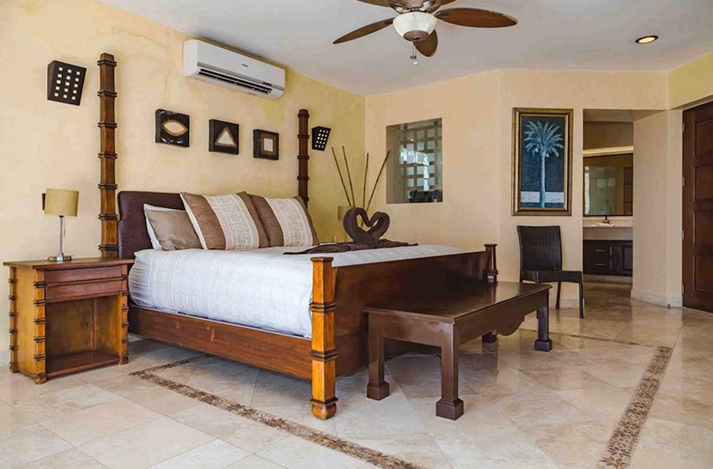 Hermosa Mayette Villa by ChezPlaya