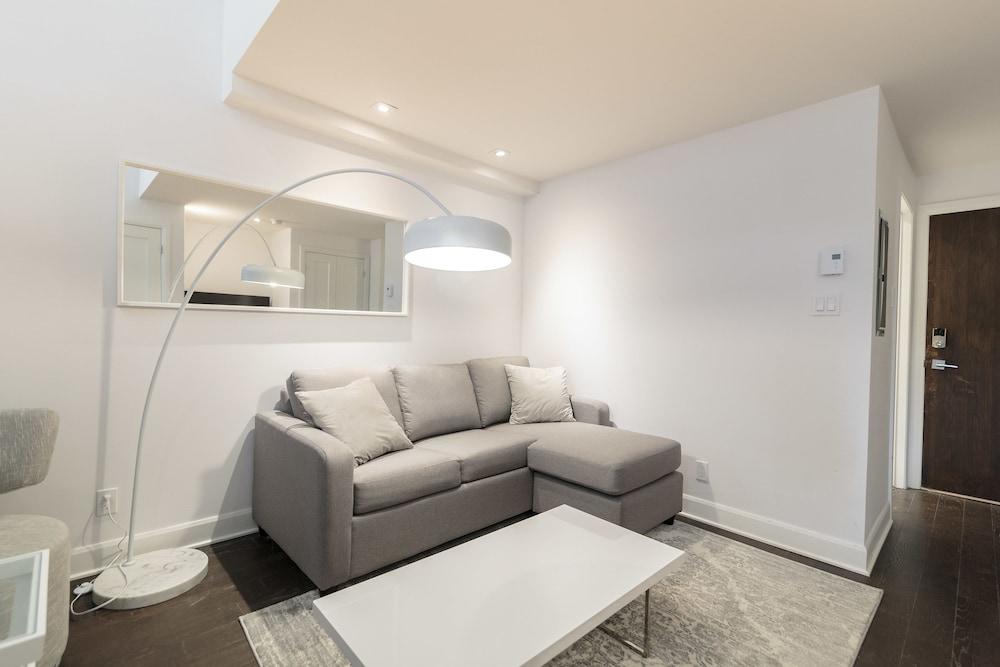 Parc Avenue Residence Mile End