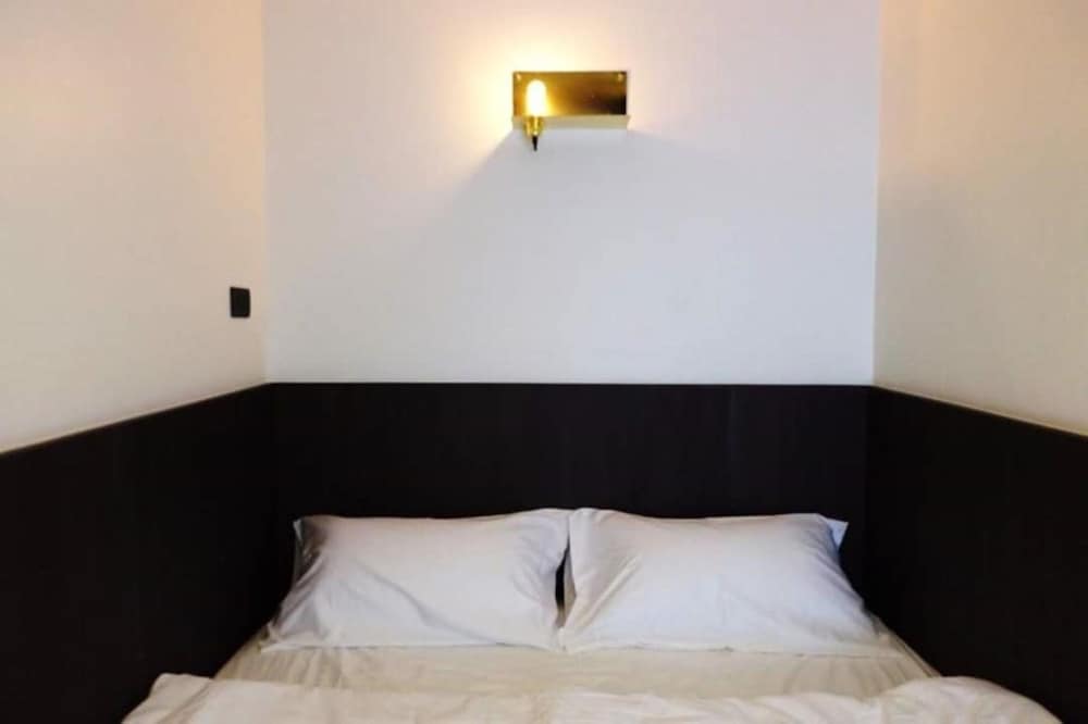 Four Sisters Homestay - Hostel