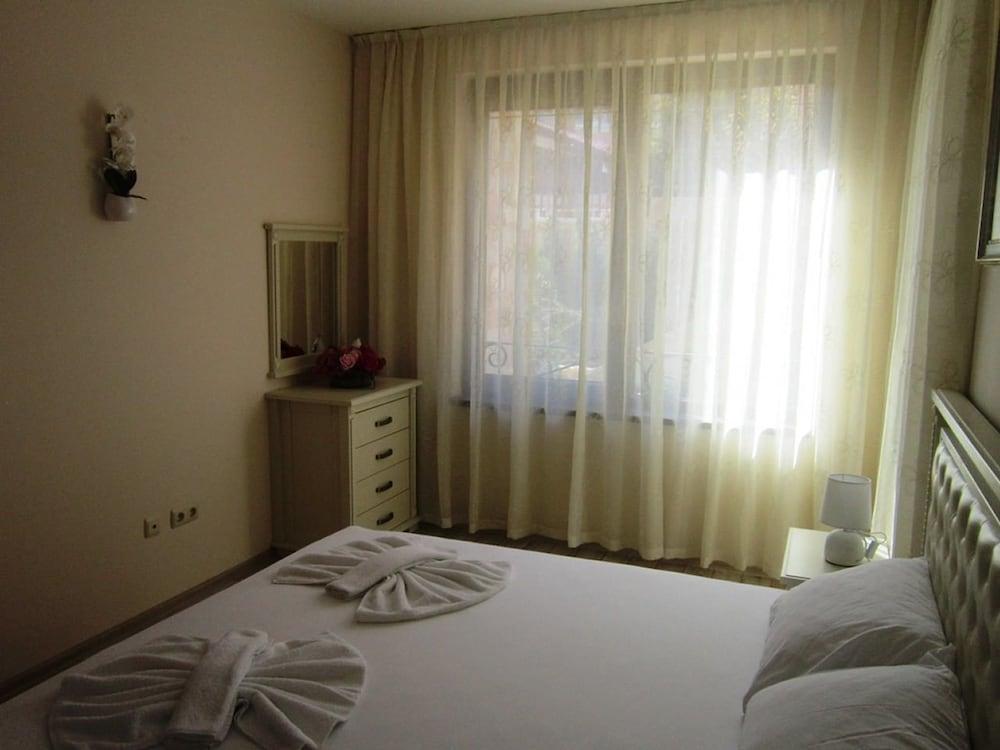 Apartments in Aparthotel Artur