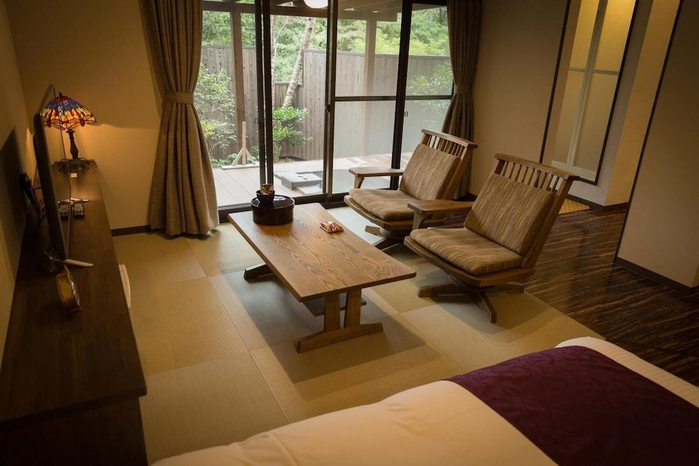 YUFUIN Dining Kitchen ZEN