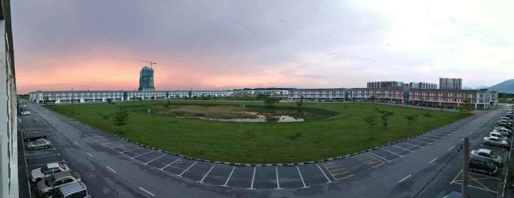 Private Guest Studio Homestay