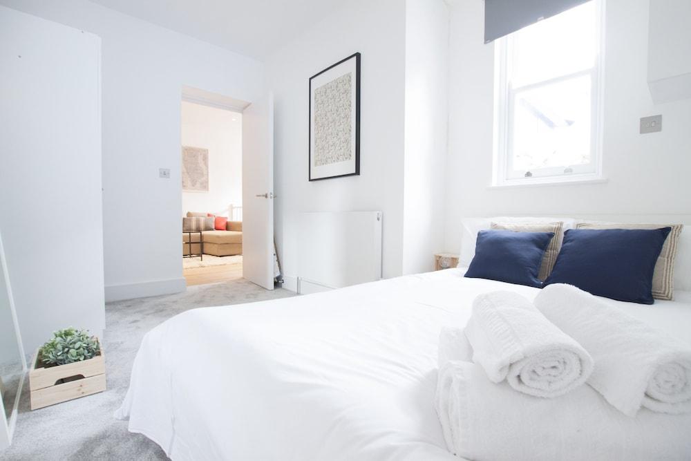 Greyhound Residences by Allô Housing