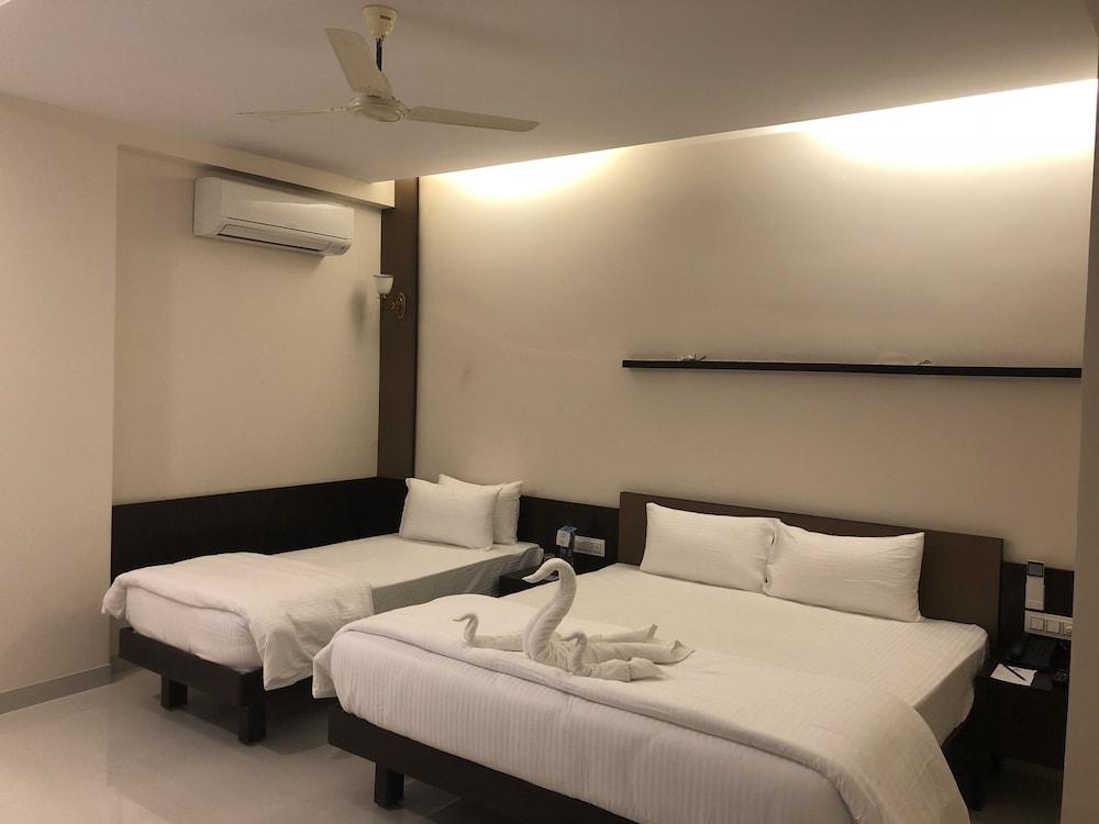 Kyriad Hotel Vijayapura