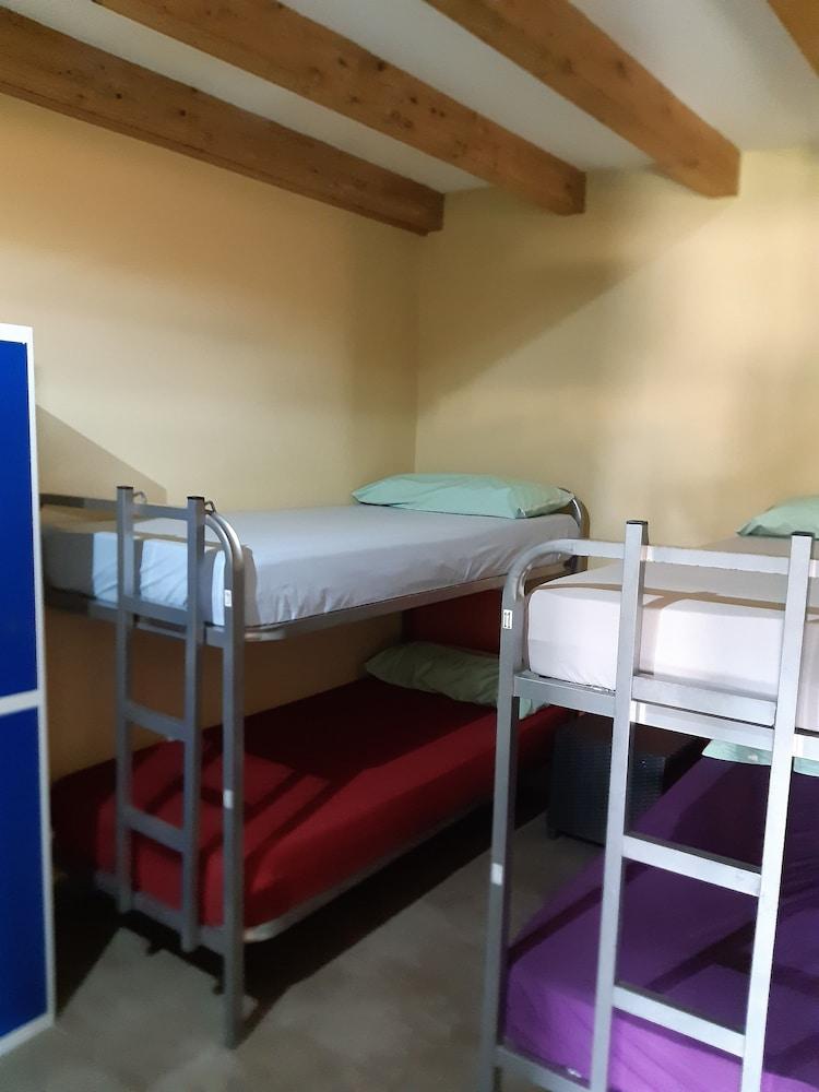 A Cien Leguas - Hostel