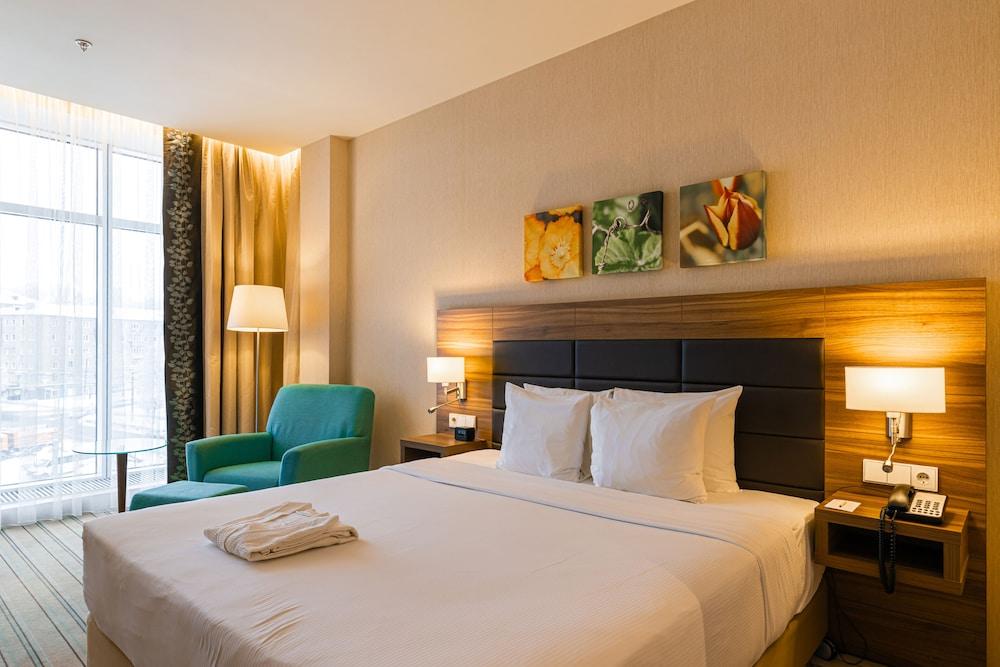 Elements Kirov Hotel 5*