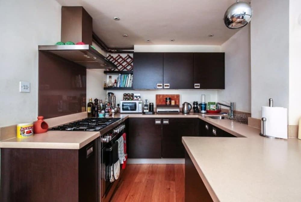 Eson2 - The Notting Hill Dawson Nest