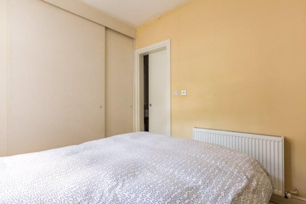 Eson2 - The Chelsea Edith Grove Lodge