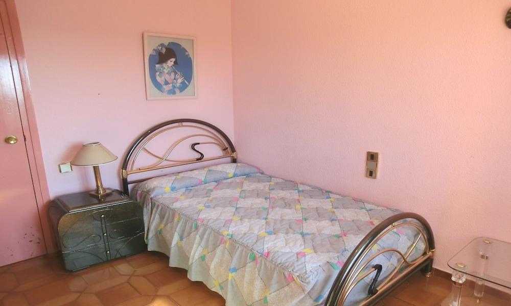 104648 - Villa in Blanes