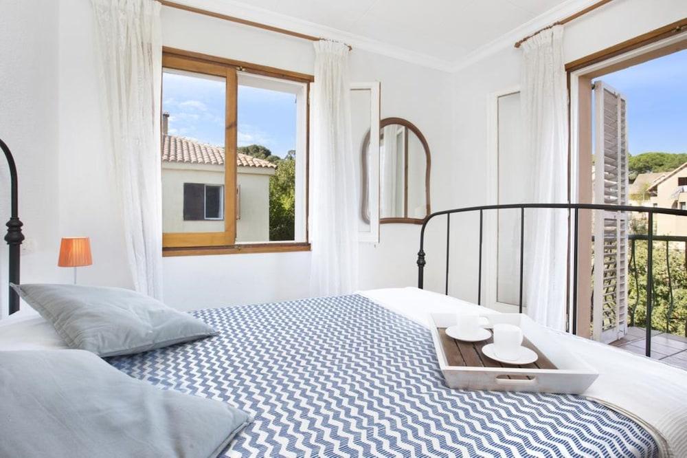 104665 -  Villa in Lloret de Mar