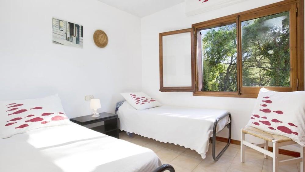 106162 - House in Llafranc