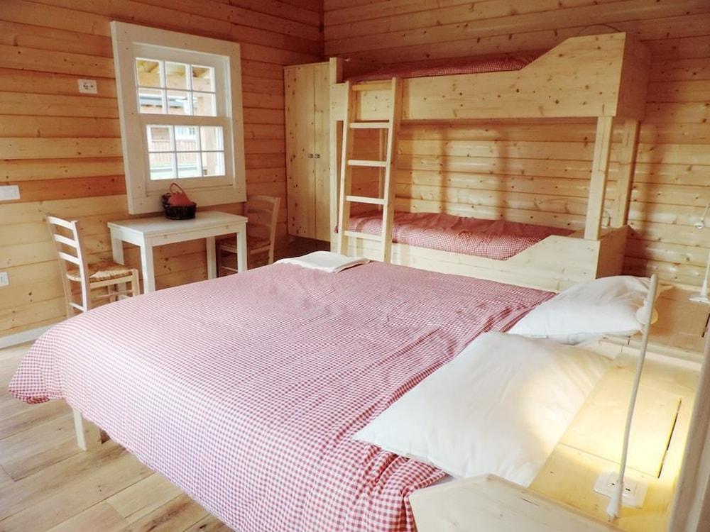 Evolution Wood Accommodation