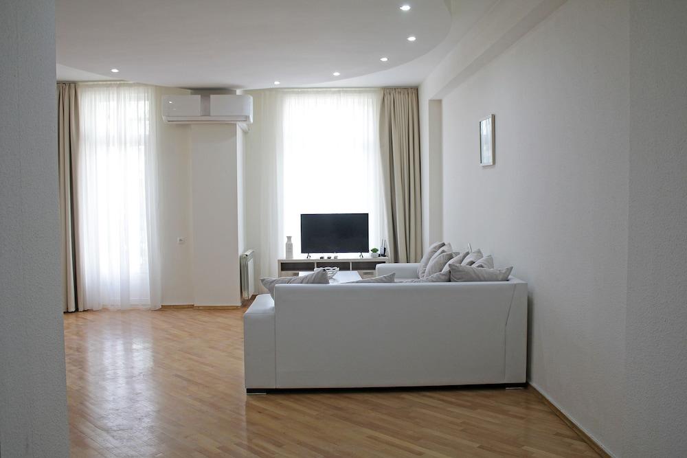 Apartments from Lea Tours