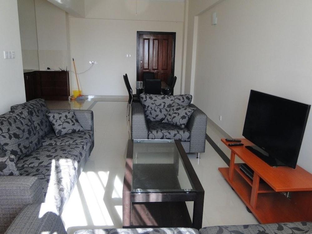 BRAMA Servizez - Capital Park